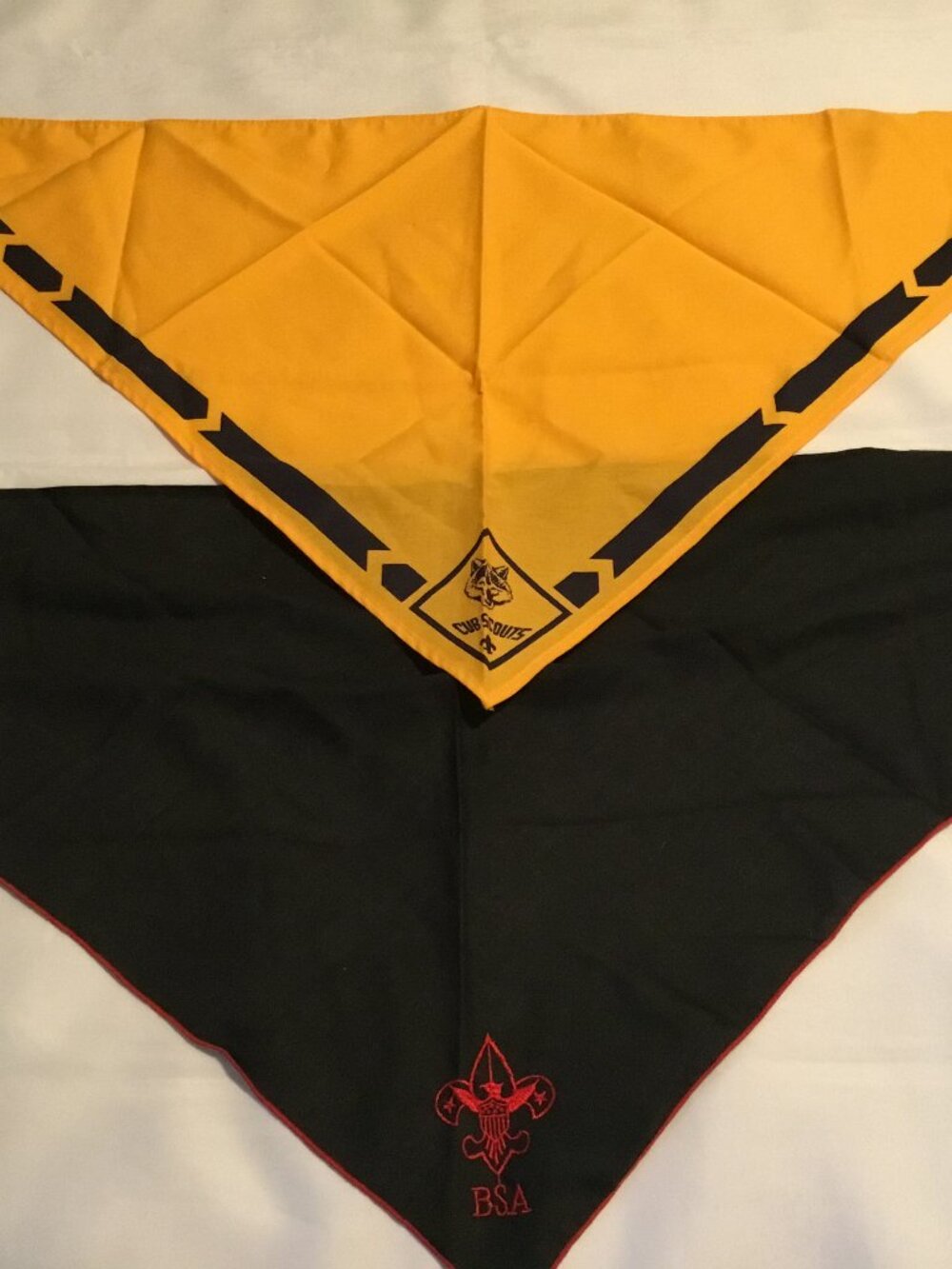 2 VTG Cub Scout Wolf Neckerchief Yellow Scarf Bandana BSA Boy Scouts of America